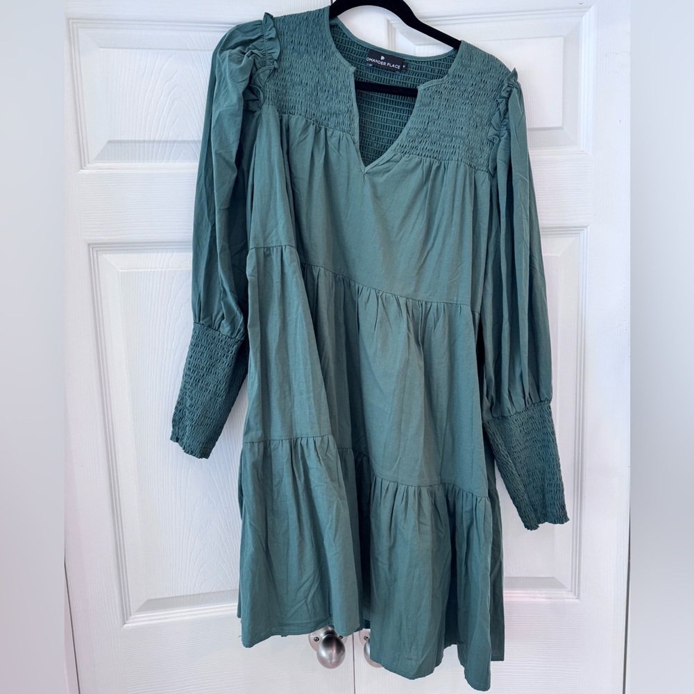 Pomander Place green dress size M